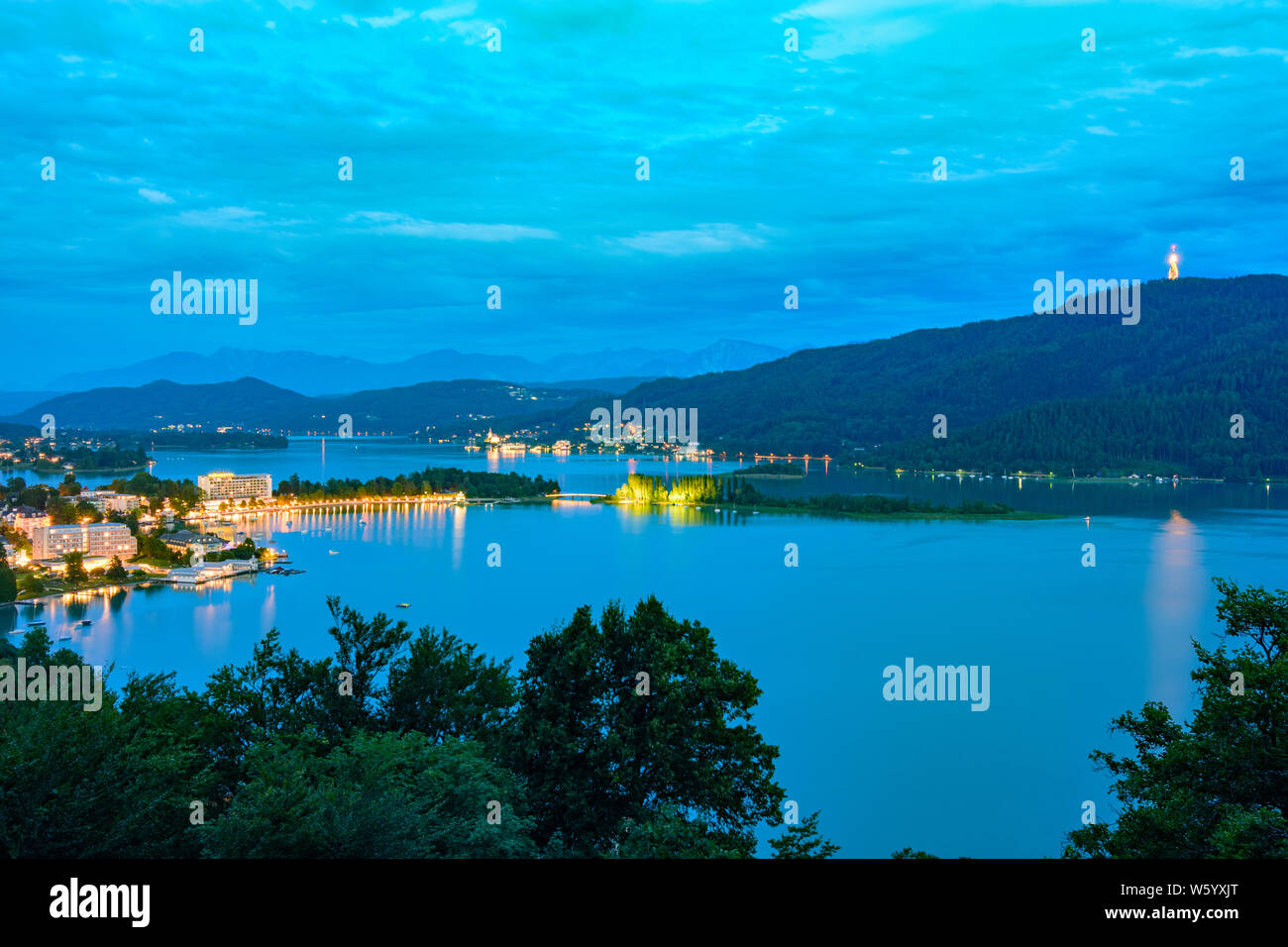 Pörtschach am Wörther See: lake Wörthersee, view from Hohe Gloriette to ...