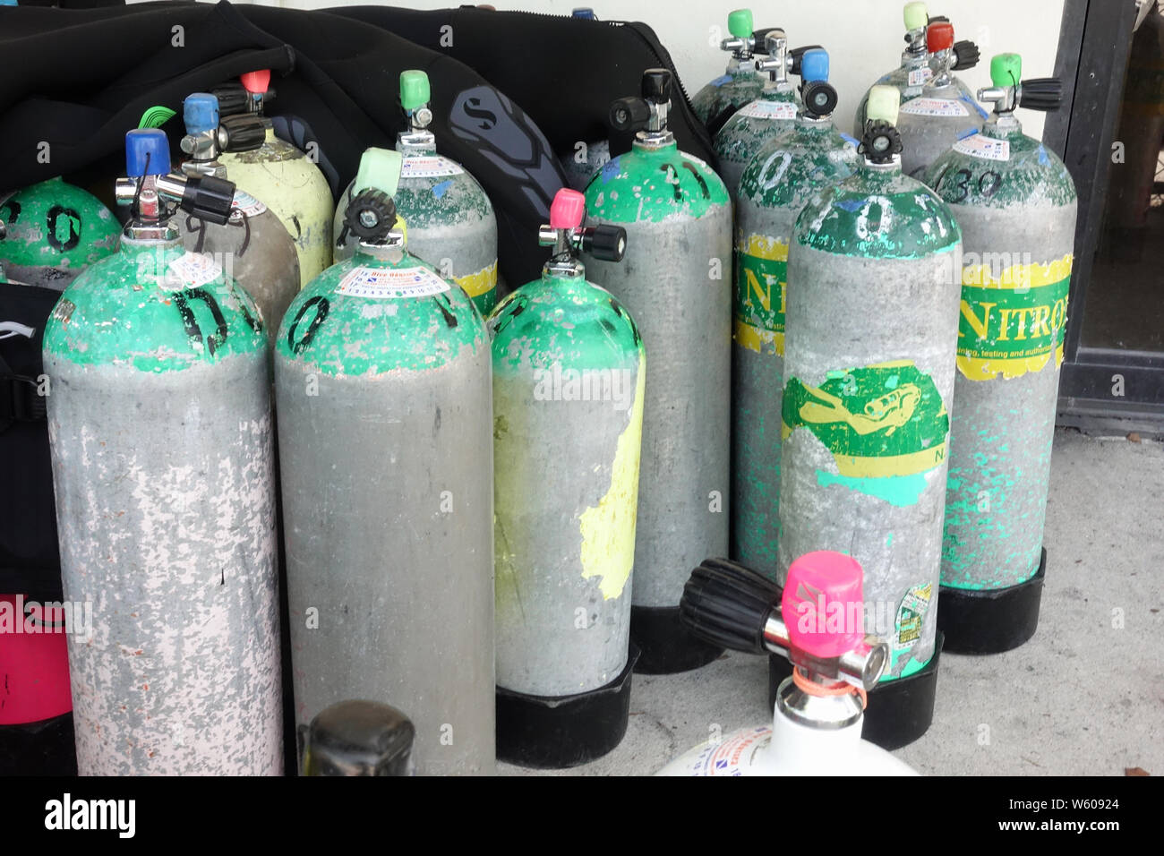 Scuba certification hires stock photography and images Alamy