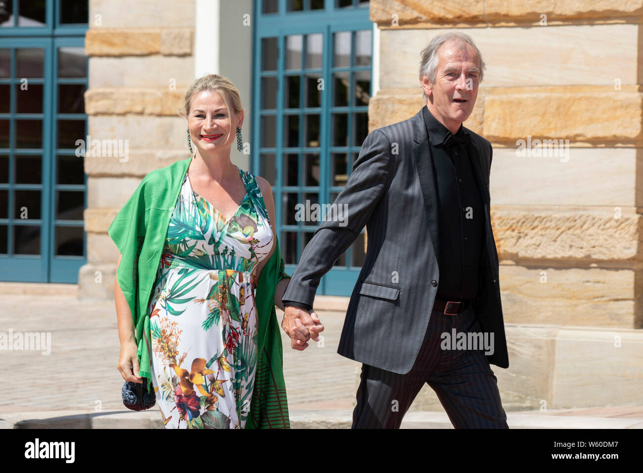 Peter Prager mit Susanne Stahl bei der Eröffnung der Richard-Wagner ...