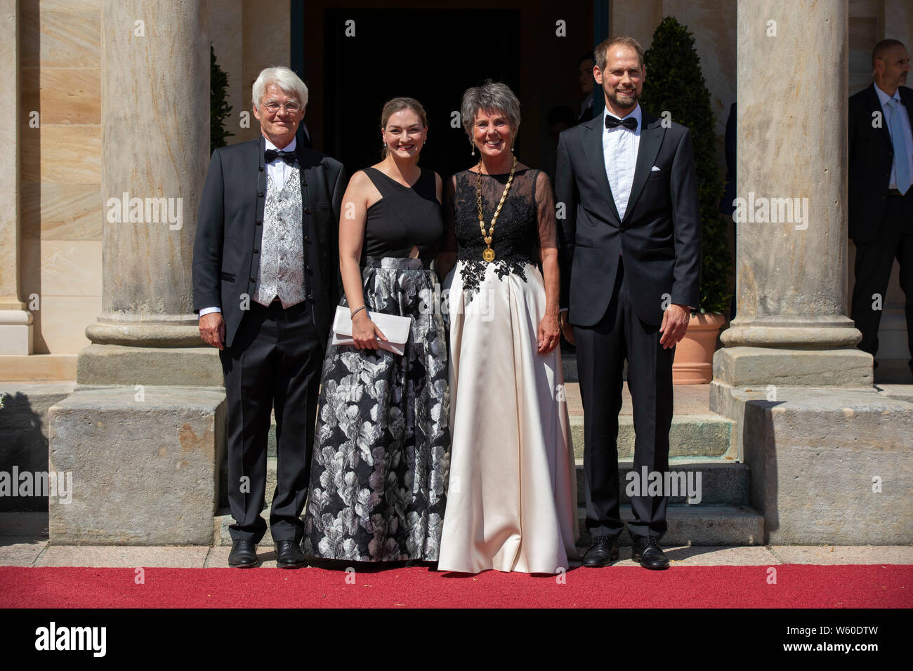 Brigitte Merk-Erbe und Thomas Erbe und Judith Gerlach mit Tobias Nitsch bei der Eröffnung der Richard-Wagner-Festspiele 2019 mit der Premiere der Oper Stock Photo