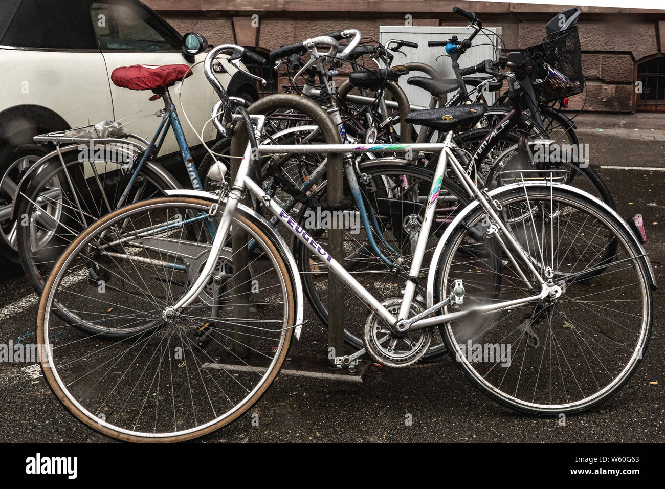 Bicycle peugeot hi res stock photography and images Page 2 Alamy
