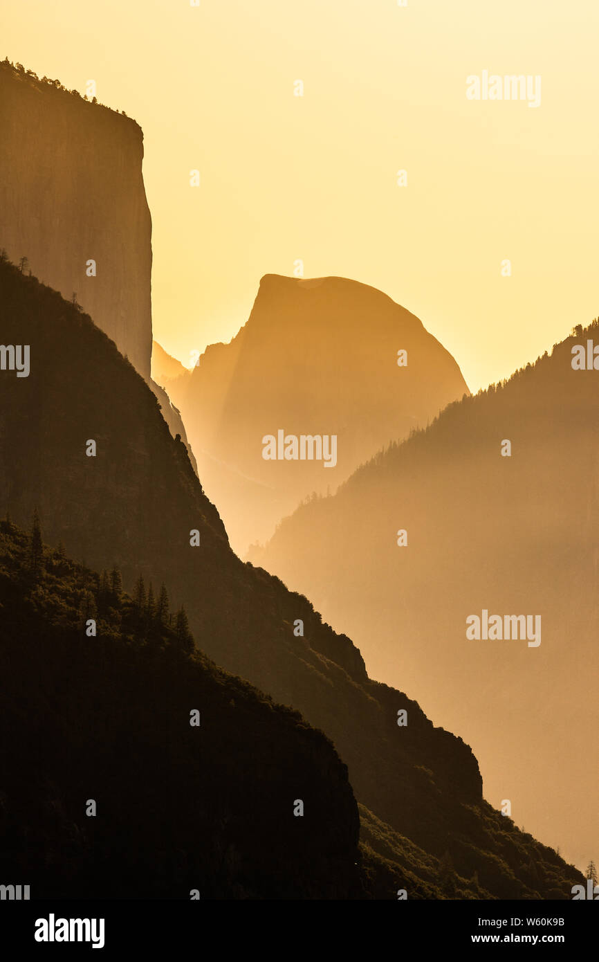 Ridge line silhouette hi-res stock photography and images - Alamy