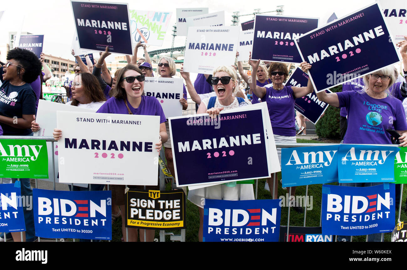 Detroit, Michigan, USA. 30th July, 2019. Marianne Williamson supporters rally outside the first of two Democratic Debates in Detroit hosted by CNN and sanctioned by the DNC. Credit: Brian Cahn/ZUMA Wire/Alamy Live News Stock Photo