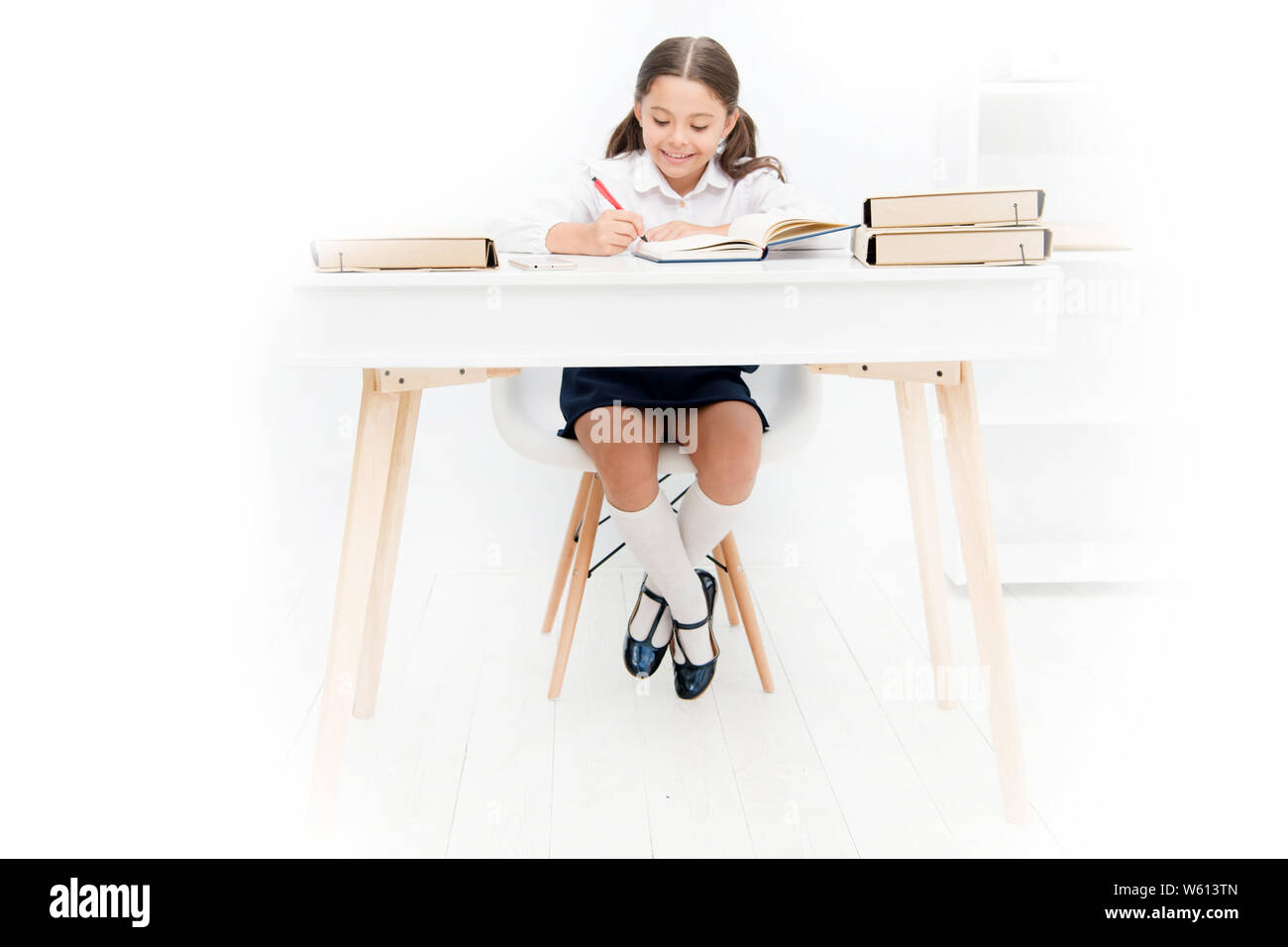 little girl study table