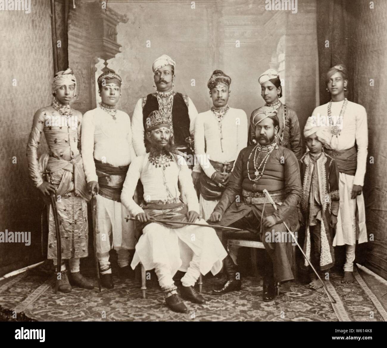 Dayal, Raja Lala Deen - Raghubir Singh, Maharadscha von Bundi mit ...