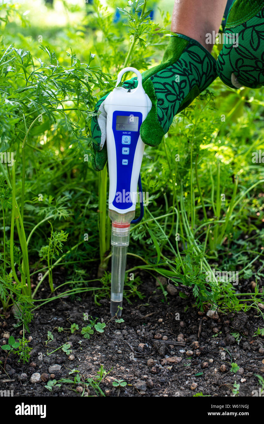 Ph meter in soil hires stock photography and images Alamy