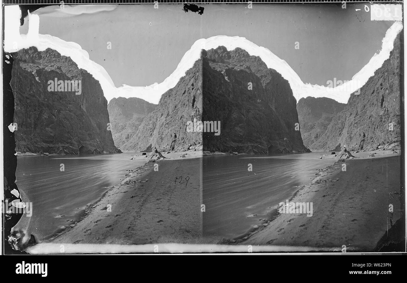COLORADO RIVER CANYON Stock Photo Alamy colorado-river-canyon-stock-photo-alamy