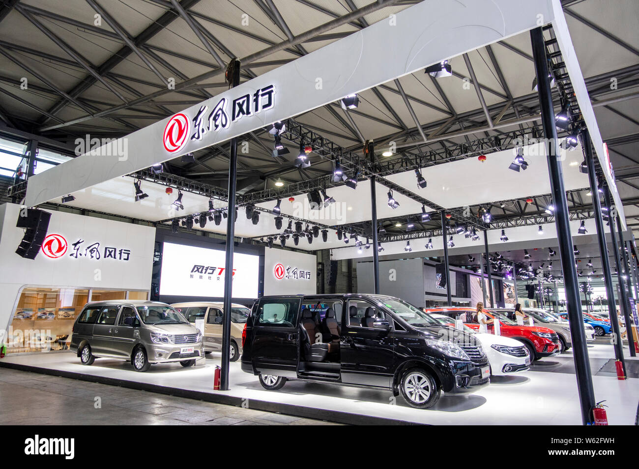 dongfeng minivan 2018