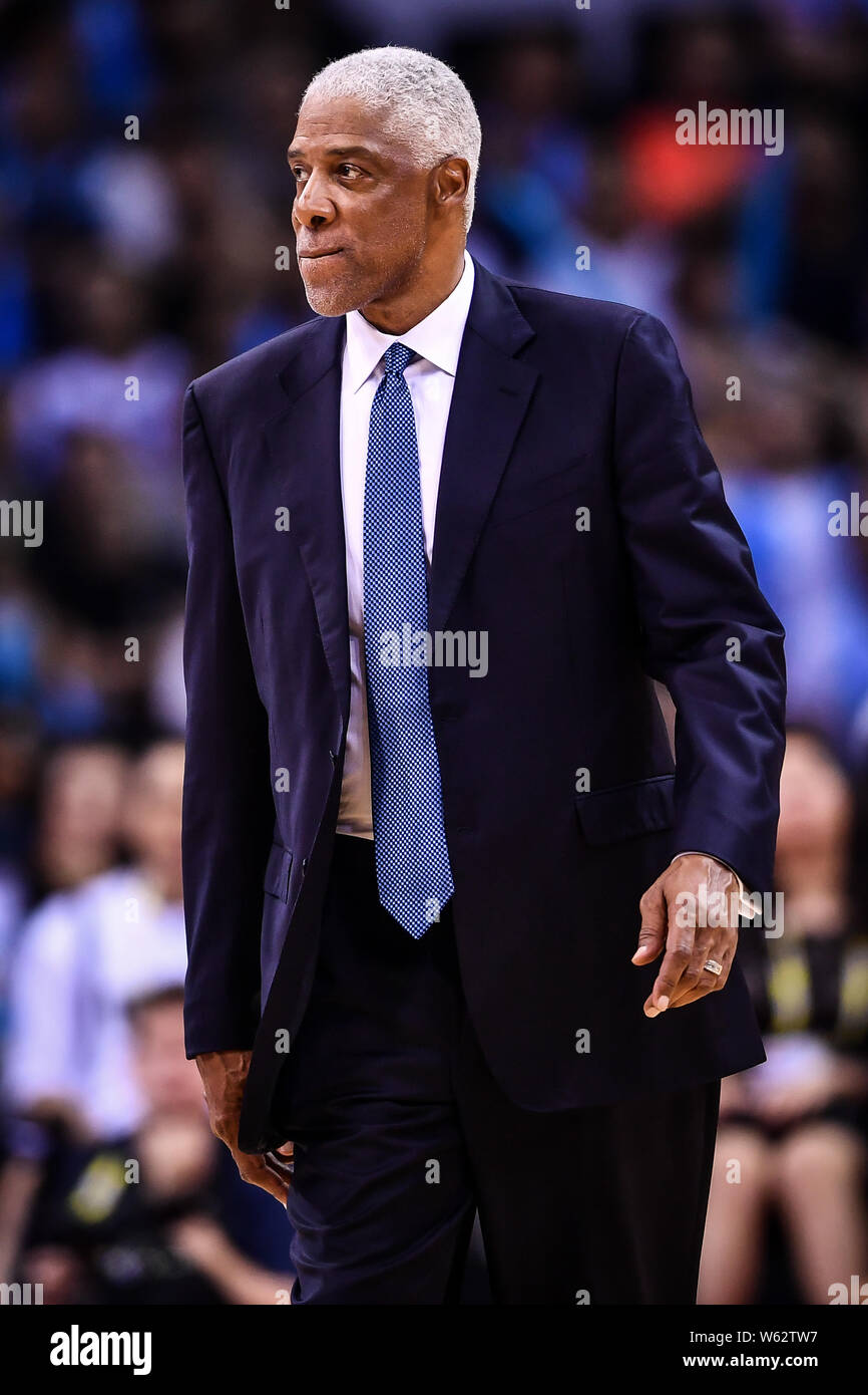 Julius erving all star game hi-res stock photography and images - Alamy