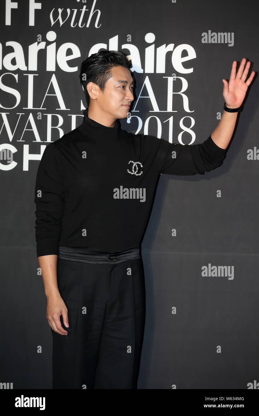 South Korean actor Ju Ji-hoon poses during the Marie Claire Asia Star Awards 2018 in Busan, South Korea, 5 October 2018. Stock Photo