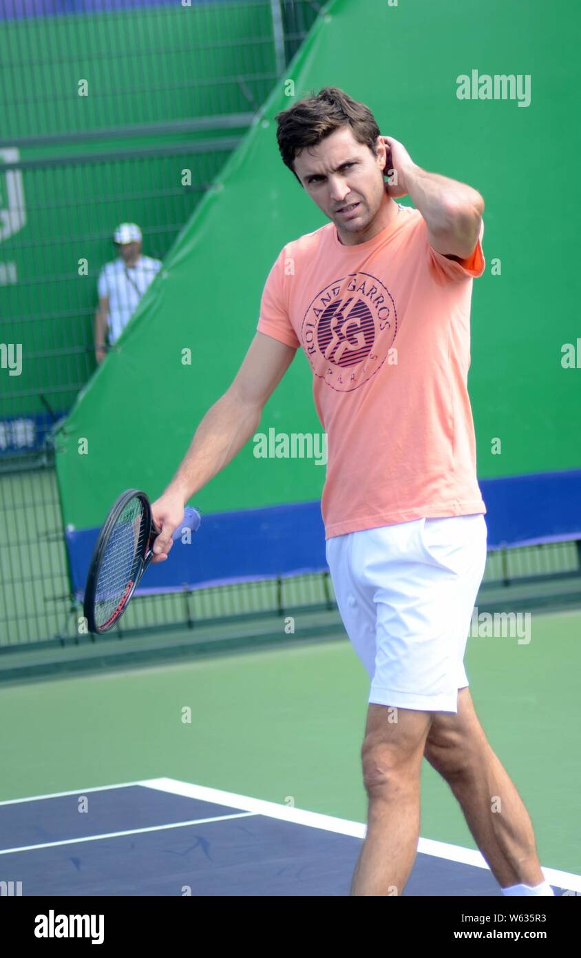 French tennis player Gilles Simon takes part in a training session in  preparation for the Rolex Shanghai Masters 2018 tennis tournament in  Shanghai, C Stock Photo - Alamy