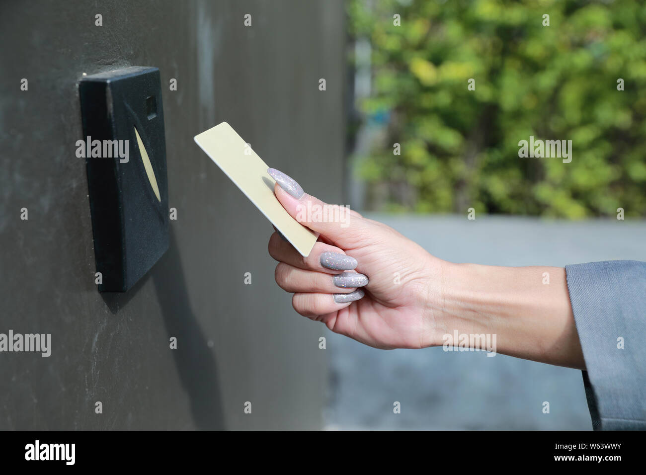Using plastic key card hi-res stock photography and images - Alamy