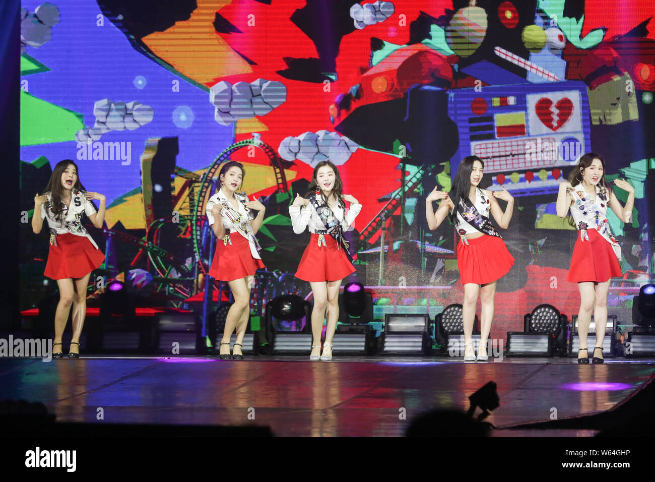 TAIWAN OUT**Members of South Korean girl group Red Velvet perform during  their "REDMARE" concert in Taipei, Taiwan, 22 September 2018 Stock Photo -  Alamy