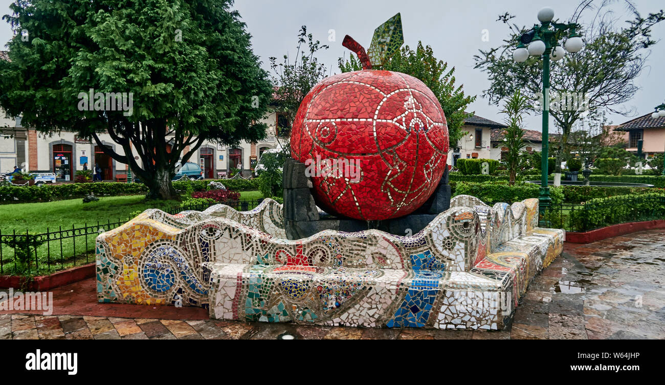 Mexico,Red apple in fountain on the big square in Zacatlan de las Manzanas  city(Magic Town Stock Photo - Alamy