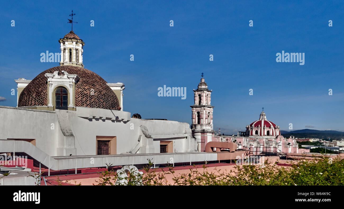 Mexico, Puebla de los Angeles,Rooftop view over the cathedral from the terrace of the Amparo Museum in Puebla. Stock Photo