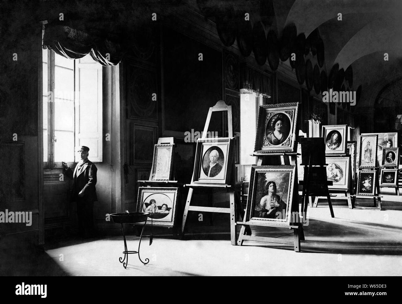 an exhibition hall in the Vatican, city of the Vatican 1910 Stock Photo