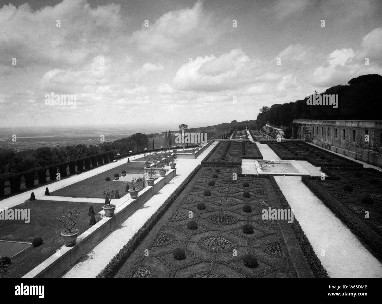 garden of palazzo pontificio, castel gandolfo, 1930-40 Stock Photo