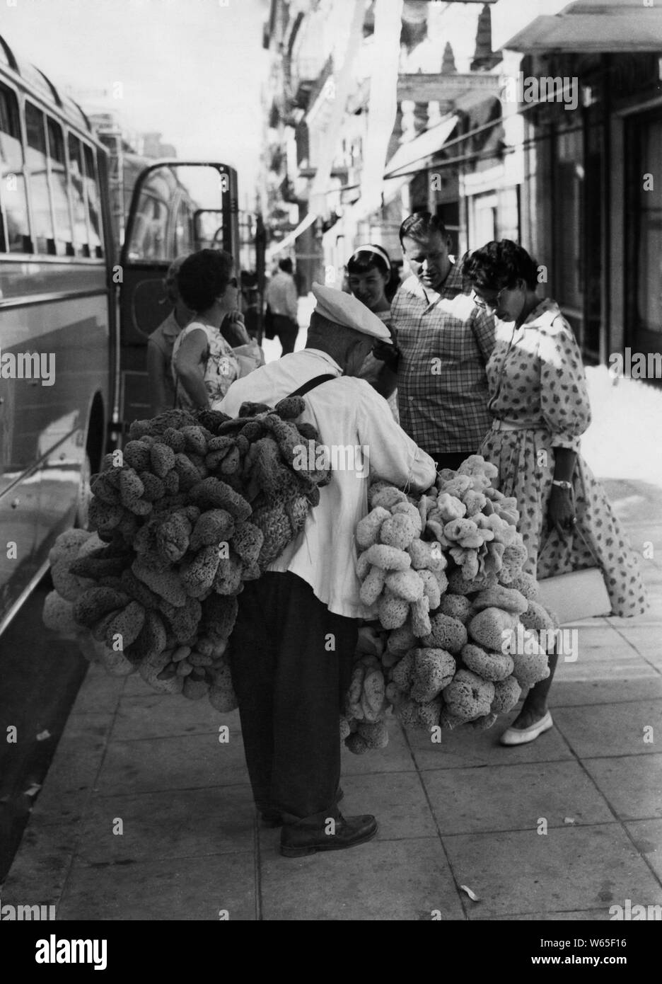 sponge seller, athens, greece, 1958 Stock Photo