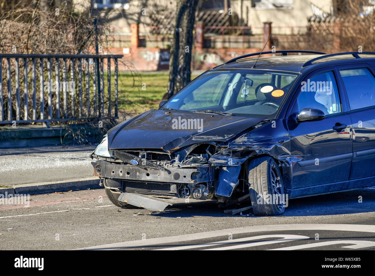 Car crash hi-res stock photography and images - Alamy