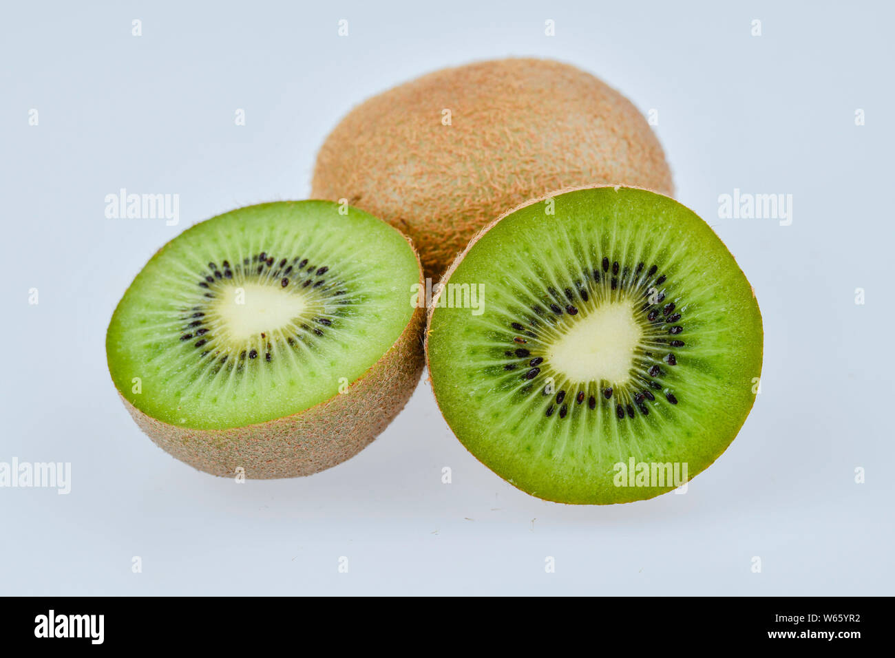 Kiwis Actinidia Deliciosa High Resolution Stock Photography and Images ...
