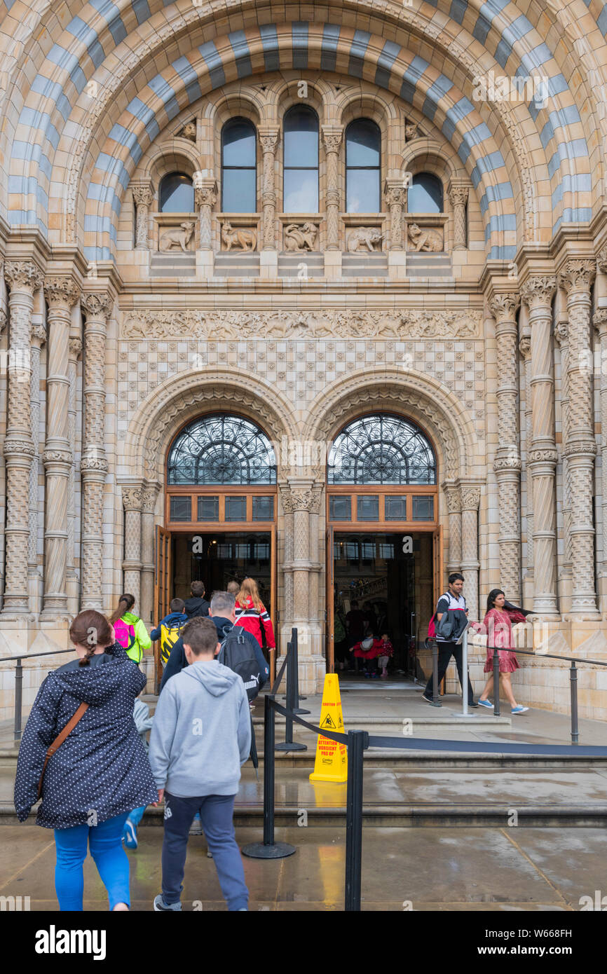 People at the entrance to the Natural History Museum Cromwell Road London SW7 UK Stock Photo