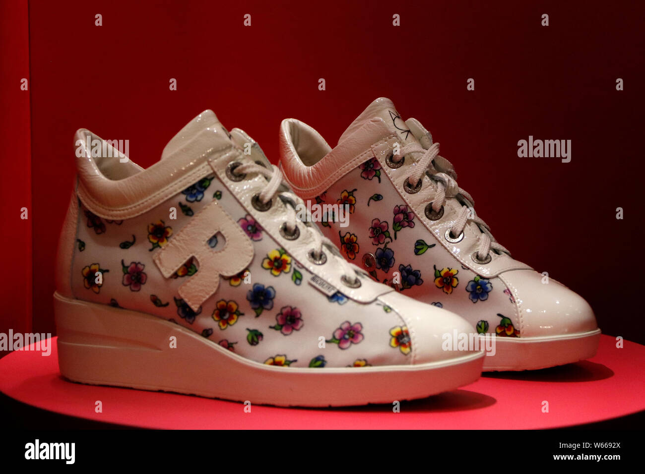 Shoes are exhibited during the critically-acclaimed exhibition "Shoes:  Pleasure and Pain" held by Victoria and Albert Museum in Beijing, China, 28  Jul Stock Photo - Alamy