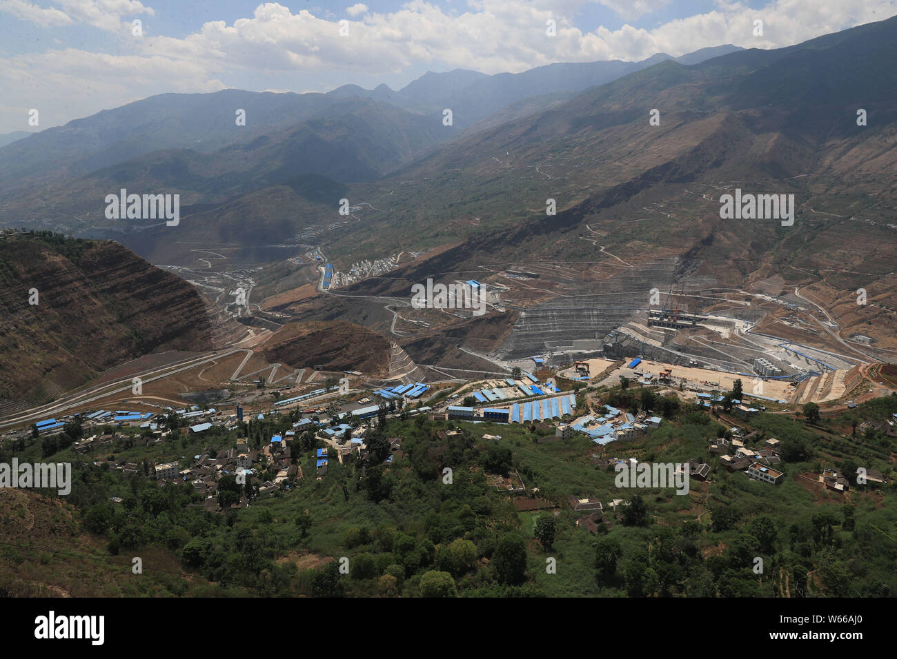 --FILE--In this aerial view, the Baihetan hydropower station, the world's second-largest hydropower project, is under construction in Dazhai town, Qia Stock Photo
