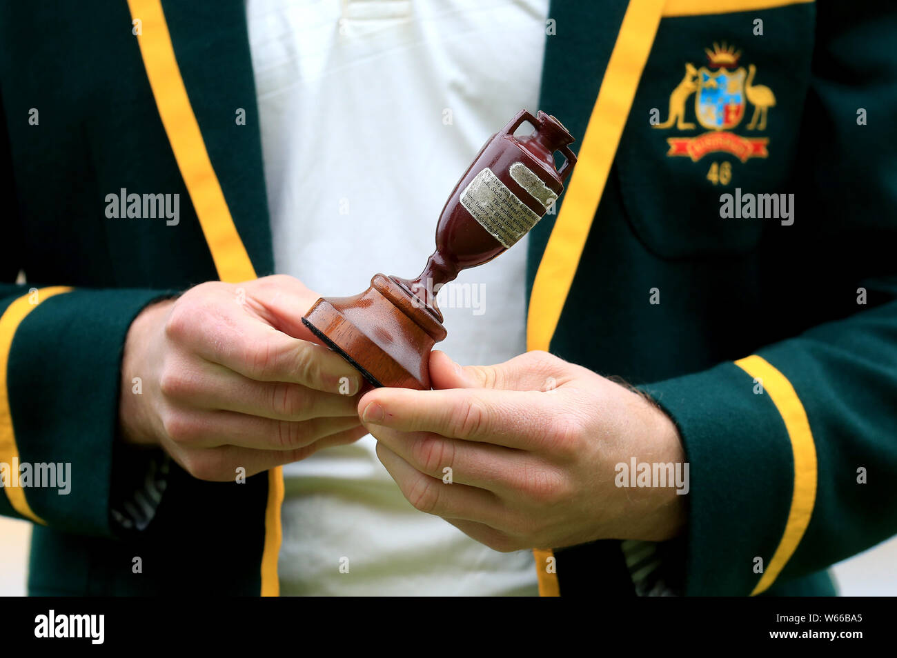 Australia captain Tim Paine holds the Ashes urn during the nets session at Edgbaston, Birmingham. Stock Photo