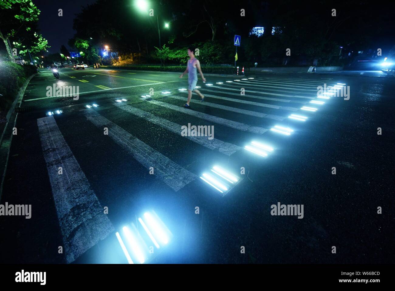 Pedestrian light controlled crossing hi-res stock photography and