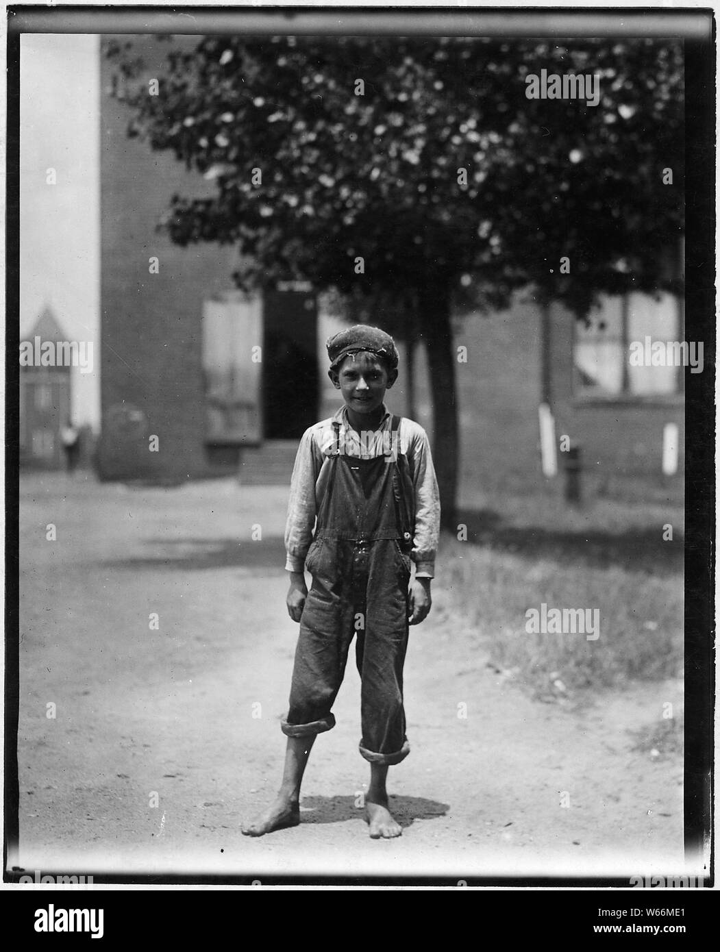Johnnie Beam, one of the young workers in the Pelzer Mfg. Co. Been