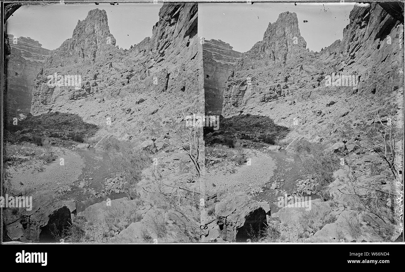 Kanab Canyon. Near pinnacle looking up the canyon, below no. 629, around the bend. Same as 634. Old nos. 233, 487. 489, 672 Stock Photo