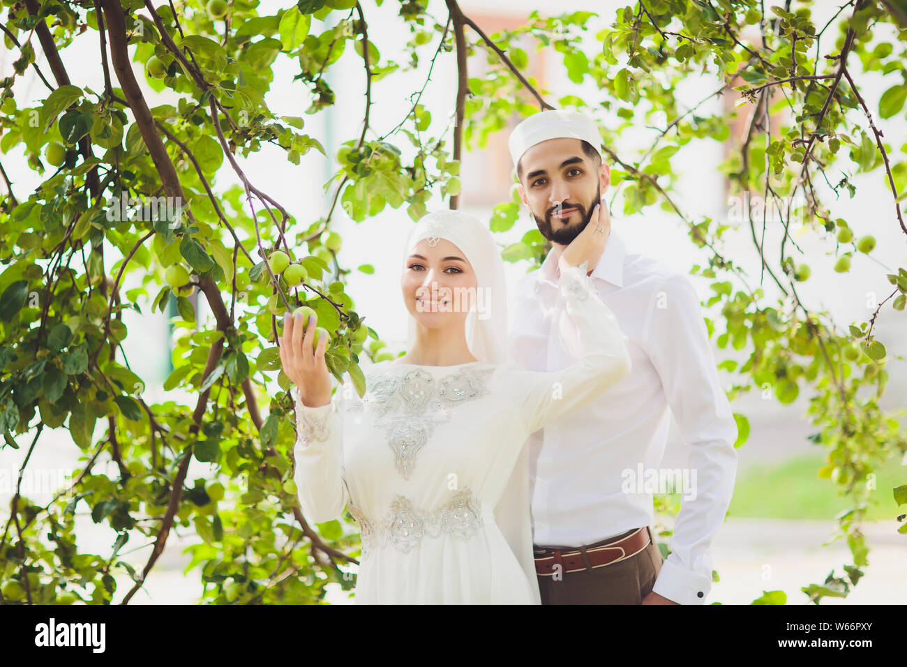 Lace Sheath Muslim Wedding Dress with Long Cape – loveangeldress