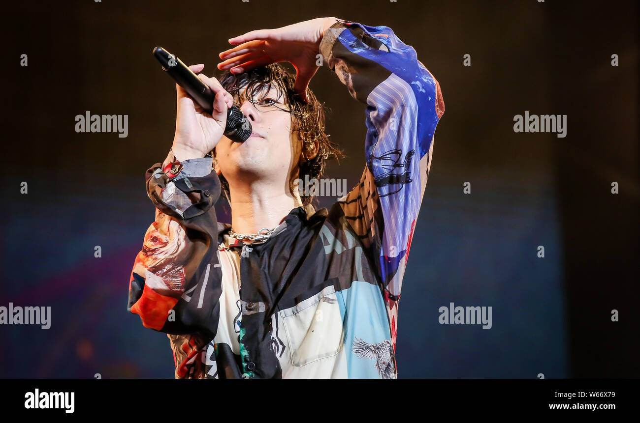 Radwimps High Resolution Stock Photography And Images Alamy Radwimps High Resolution Stock Photography And Images Alamy
