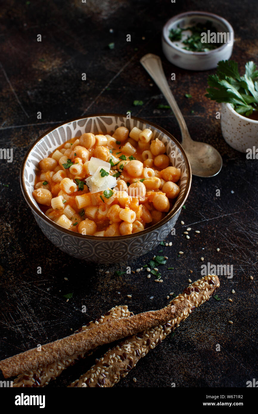 Ditalini hi-res stock photography and images - Alamy