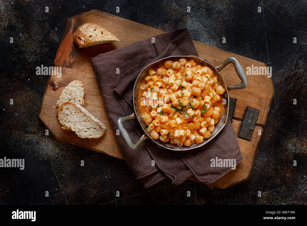 Apulian legumes hi-res stock photography and images - Alamy