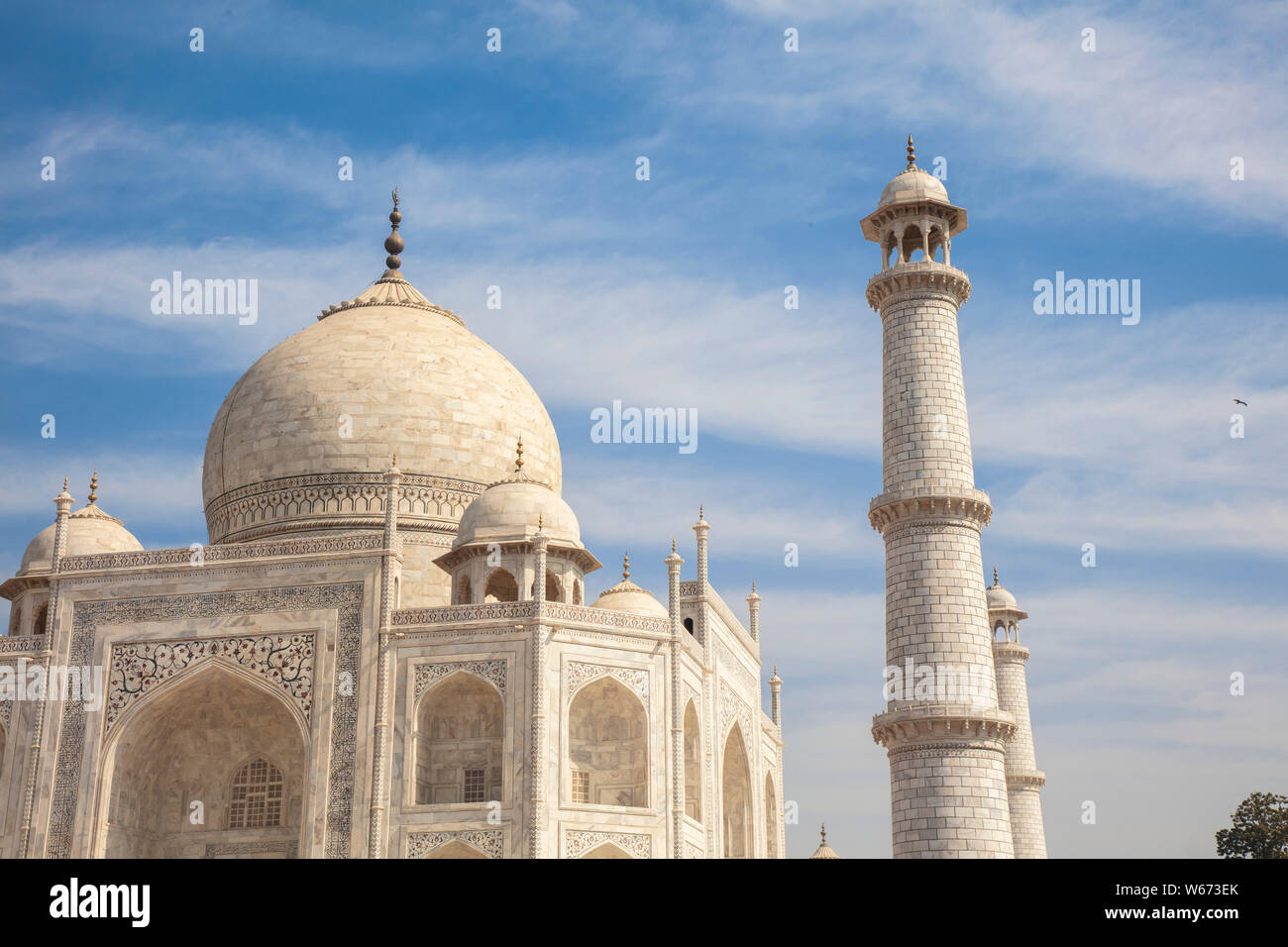 The Taj Mahal Is An Ivory White Marble Mausoleum On The South Bank Of The Yamuna River In The 0279