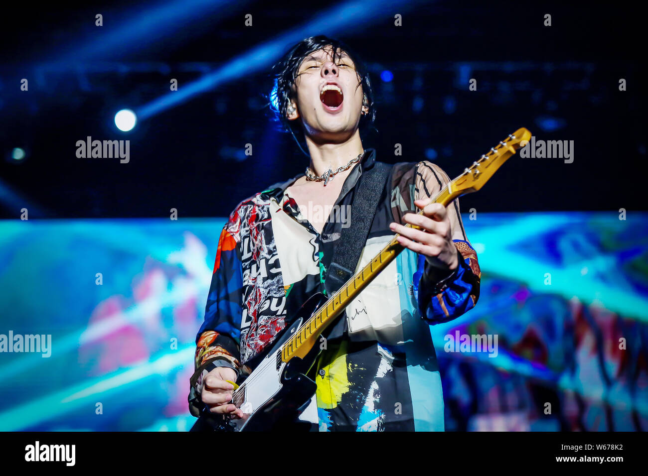 Radwimps High Resolution Stock Photography And Images Alamy