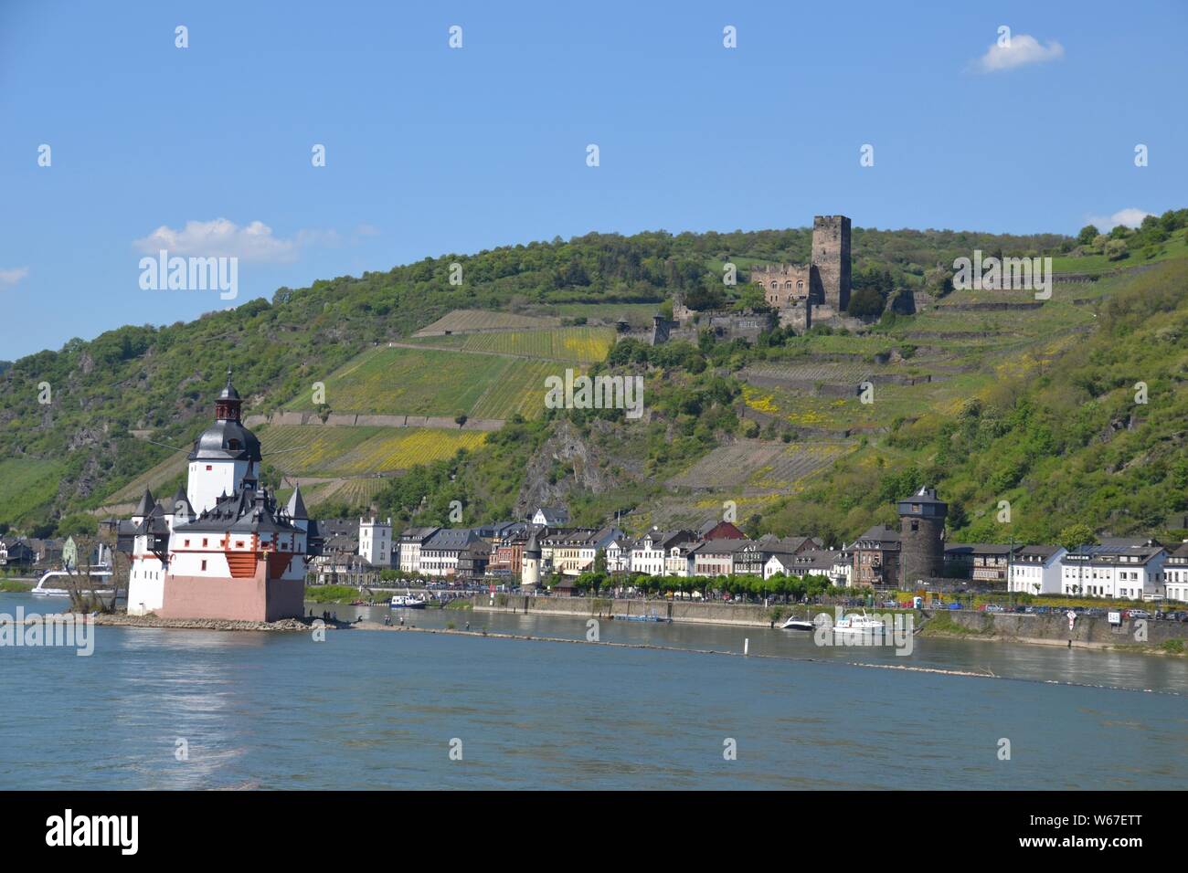 Gutenfels Castle and Pfalzgrafenstein Castle on the Rhine River Stock Photo