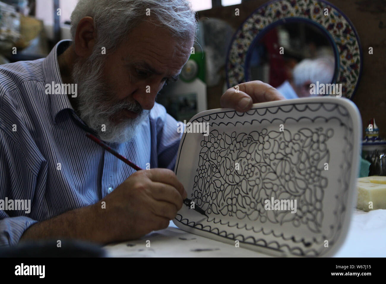 Ceramics factory hires stock photography and images Alamy