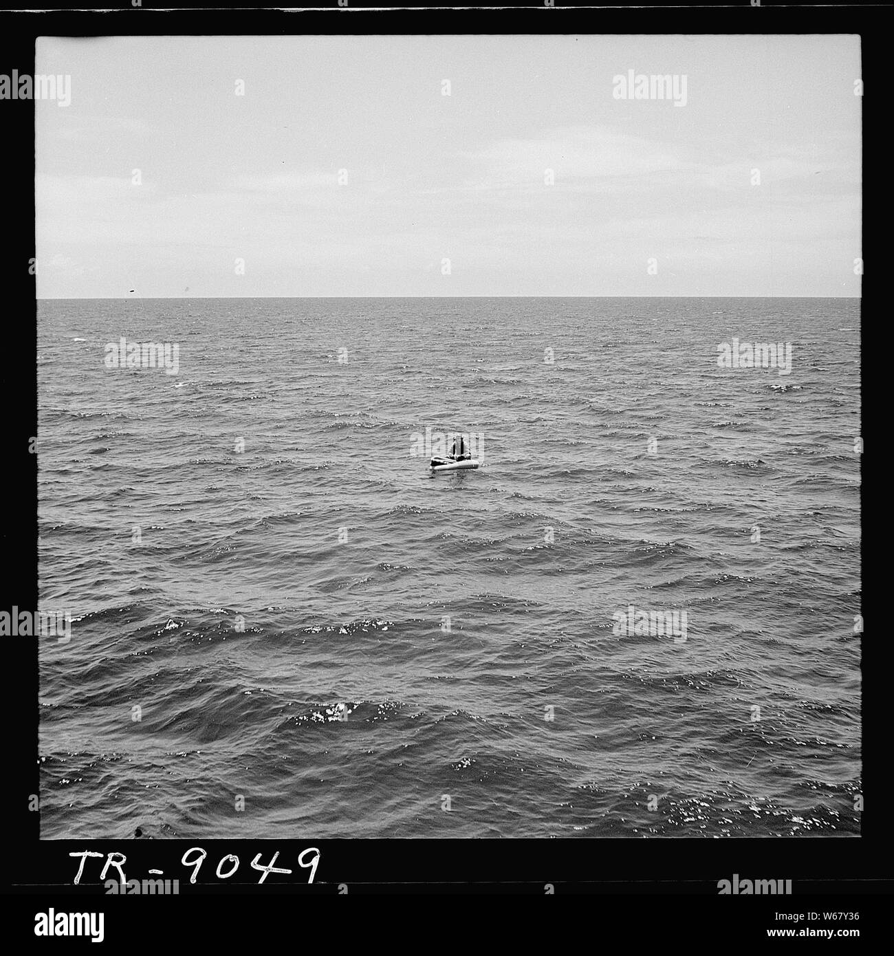 Pilot waits in life raft somewhere in South Pacific for rescue plane ...