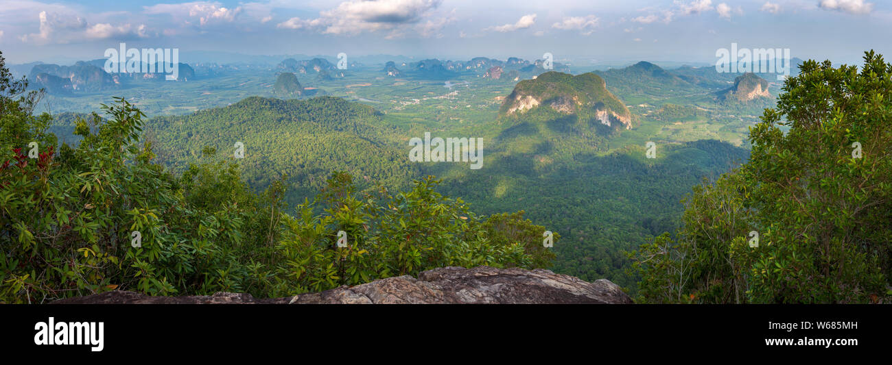Landscape in the northern Krabi area seen from Tab Kak Hang Nak Hill Nature Trail, Thailand Stock Photo