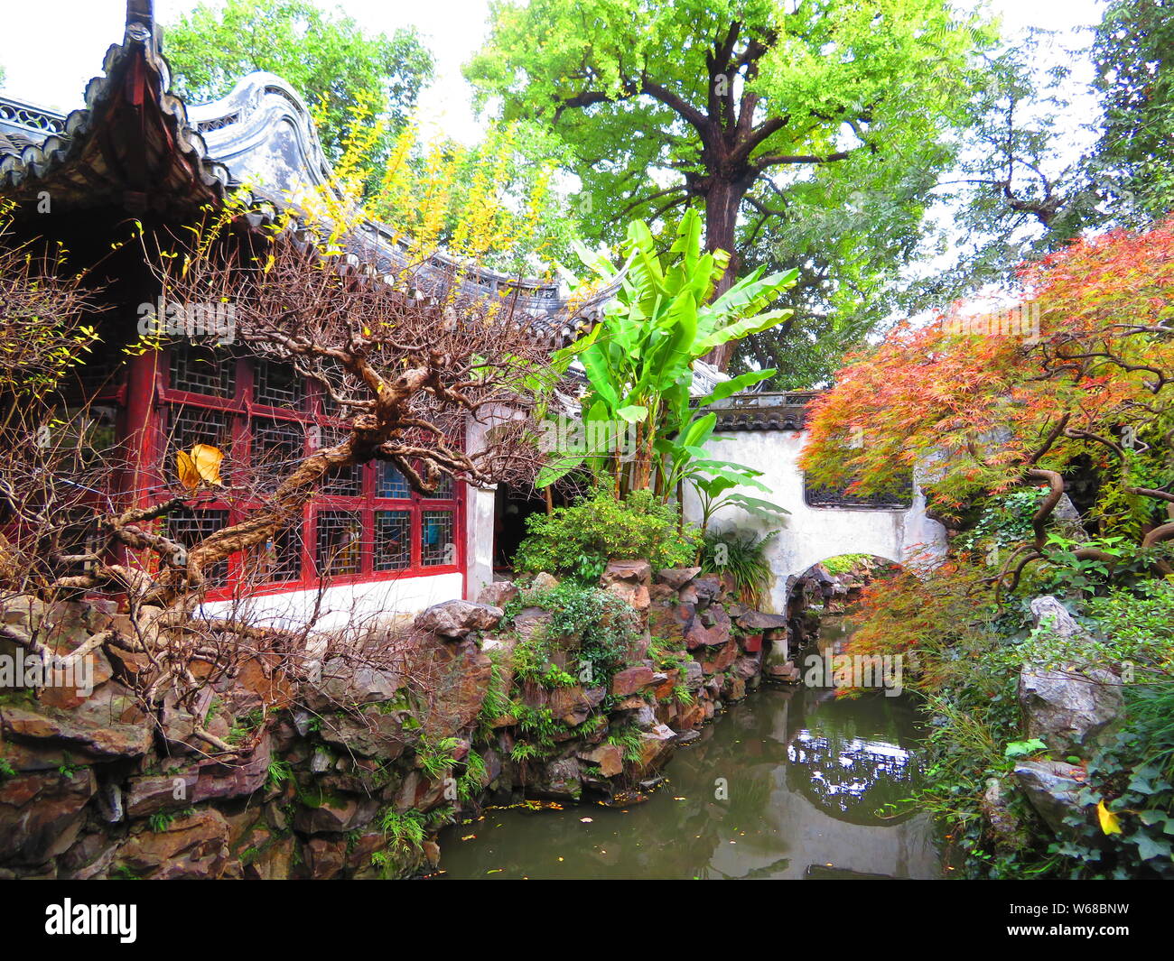 Yu Yuan Garden in Shanghai Stock Photo