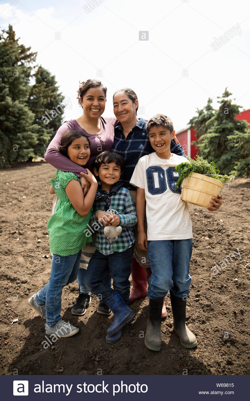 Hispanic mother and son gardening hi-res stock photography and images ...
