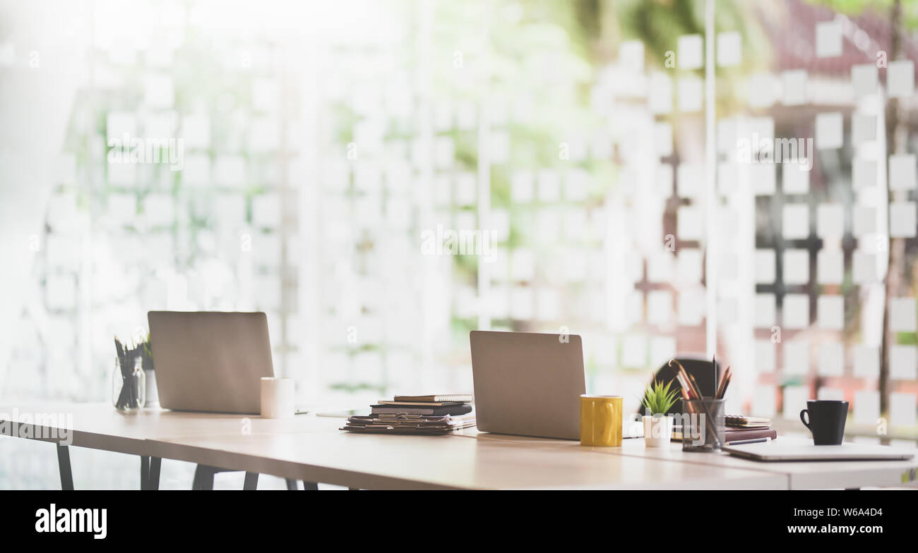 Workplace in white laptops hi-res stock photography and images - Alamy