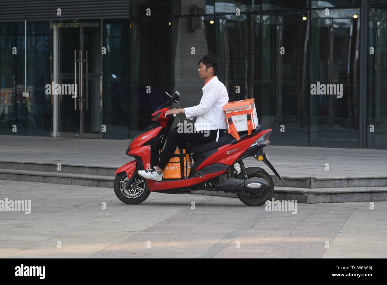 electric bike delivery service