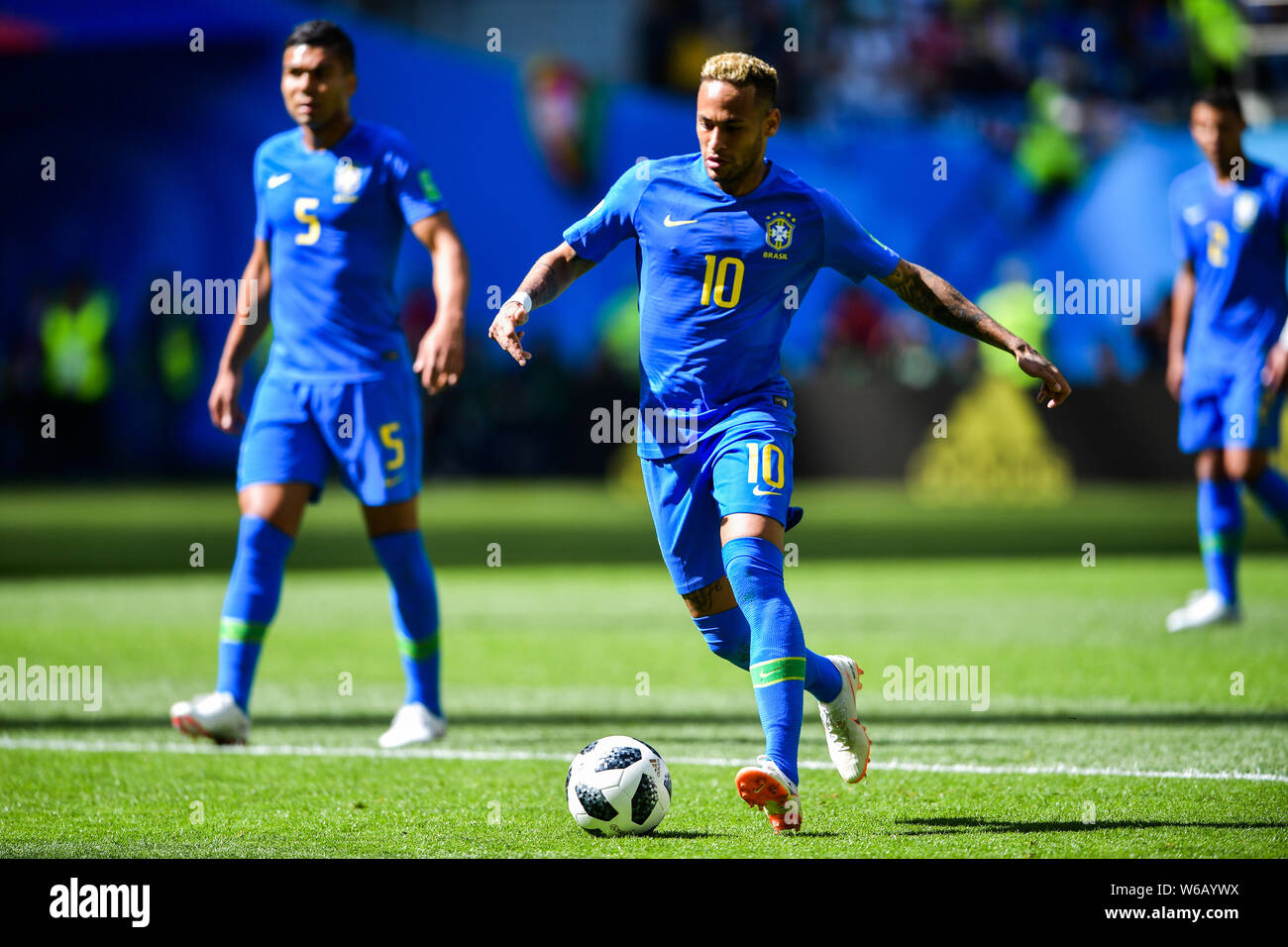 Neymar of Brazil dribbles against Costa Rica in their Group E match during  the FIFA World Cup 2018 in Saint Petersburg, Russia, 22 June 2018. Phili  Stock Photo - Alamy