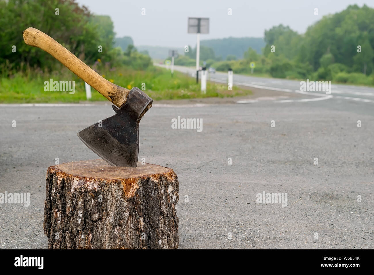 Wooden chock hi-res stock photography and images - Alamy