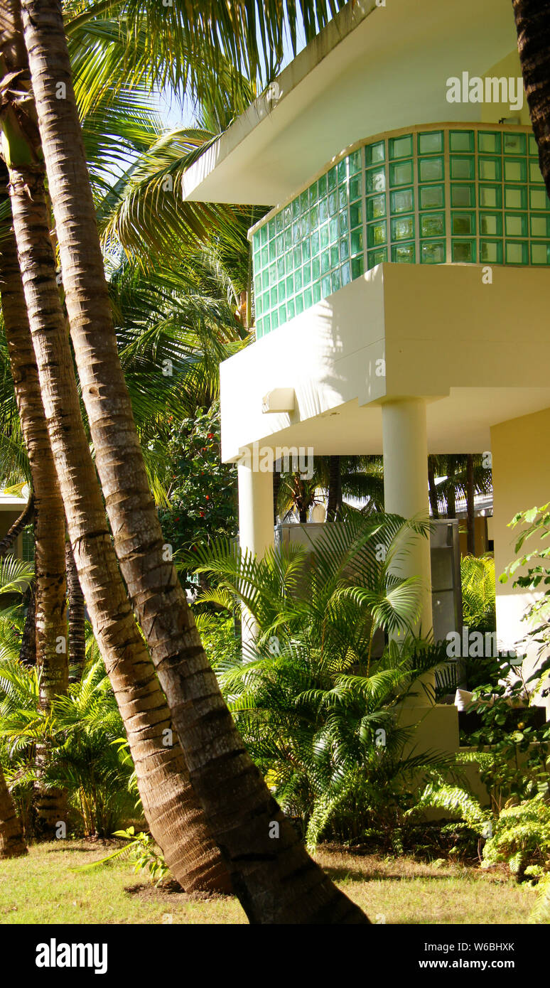 Picture of House in the tropics. Apartment Stock Photo - Alamy