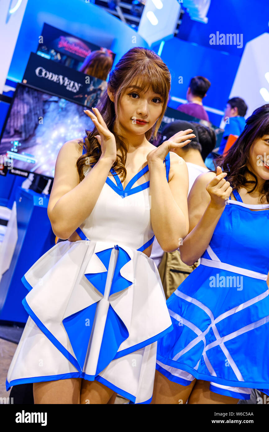 Anime show hi-res stock photography and images - Page 3 - Alamy