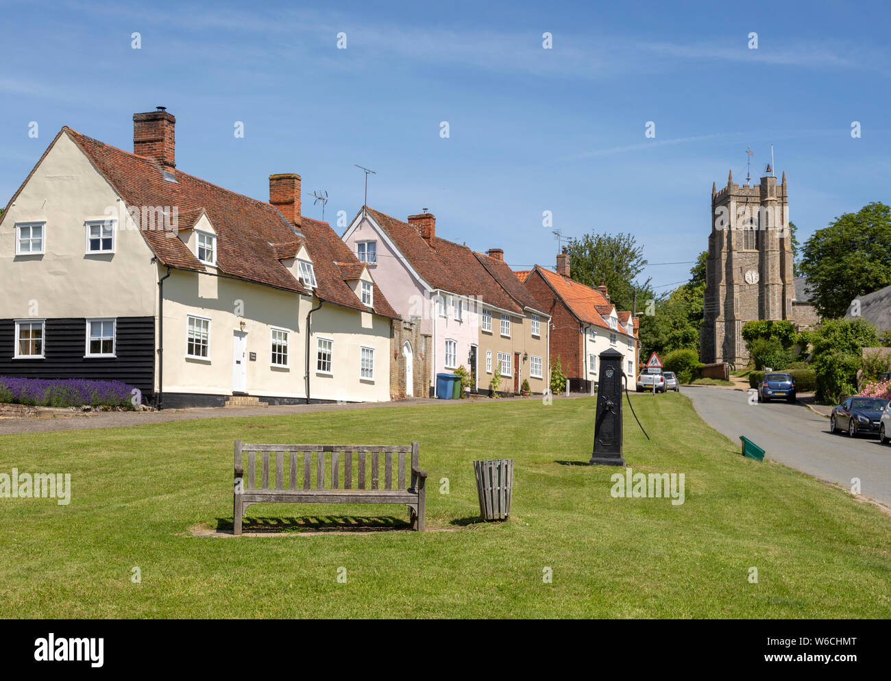 Pretty Historic Cottages And Church In Village Of Monks Eleigh
